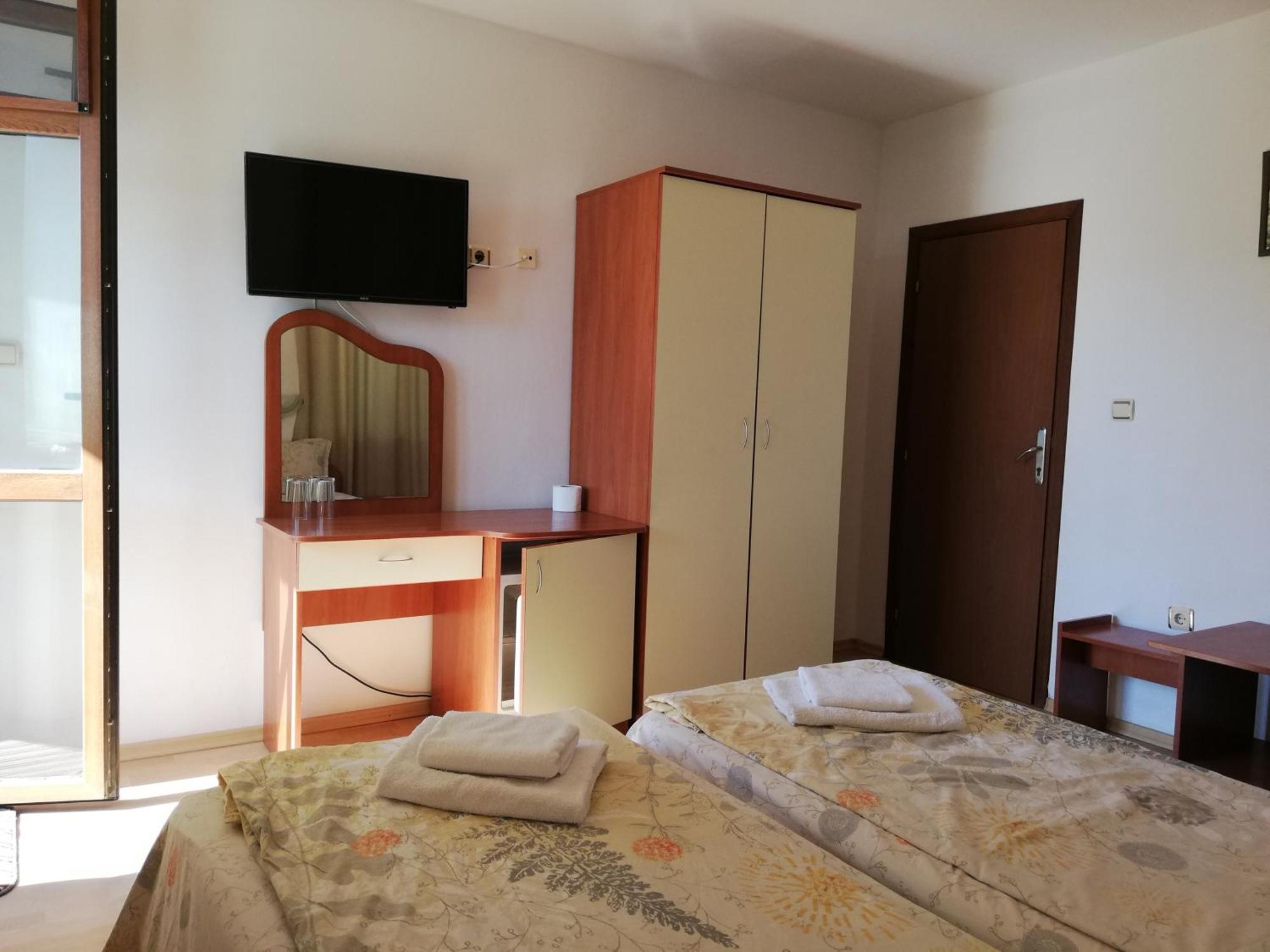 Hotel Strinava Primorsko Exterior foto